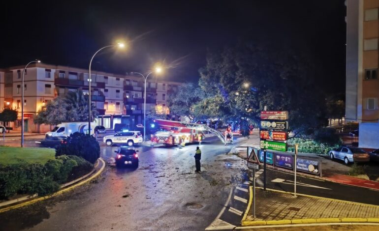 La borrasca Claudia deja más de 500 incidencias en Andalucía y activa avisos naranjas por lluvia