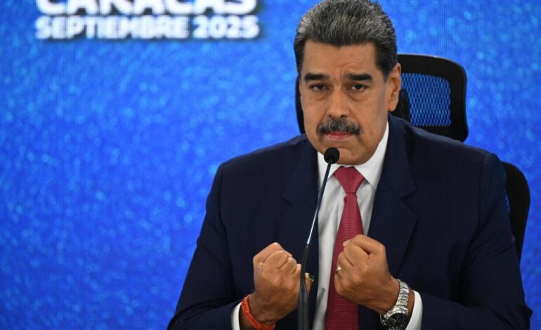 Maduro llama a los venezolanos a resistir la «guerra psicológica» de Estados Unidos