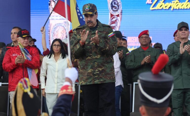 odas a Maduro, militarización, oposición dividida e inflación galopante