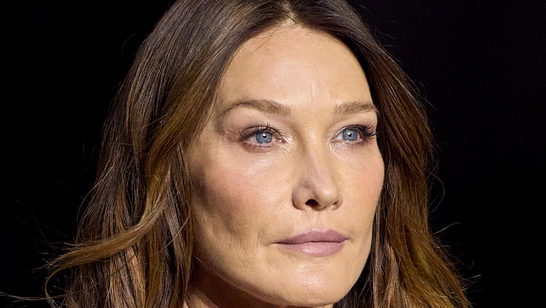 Limpiadores faciales que eliminan la suciedad y dejan la piel suave a los 50