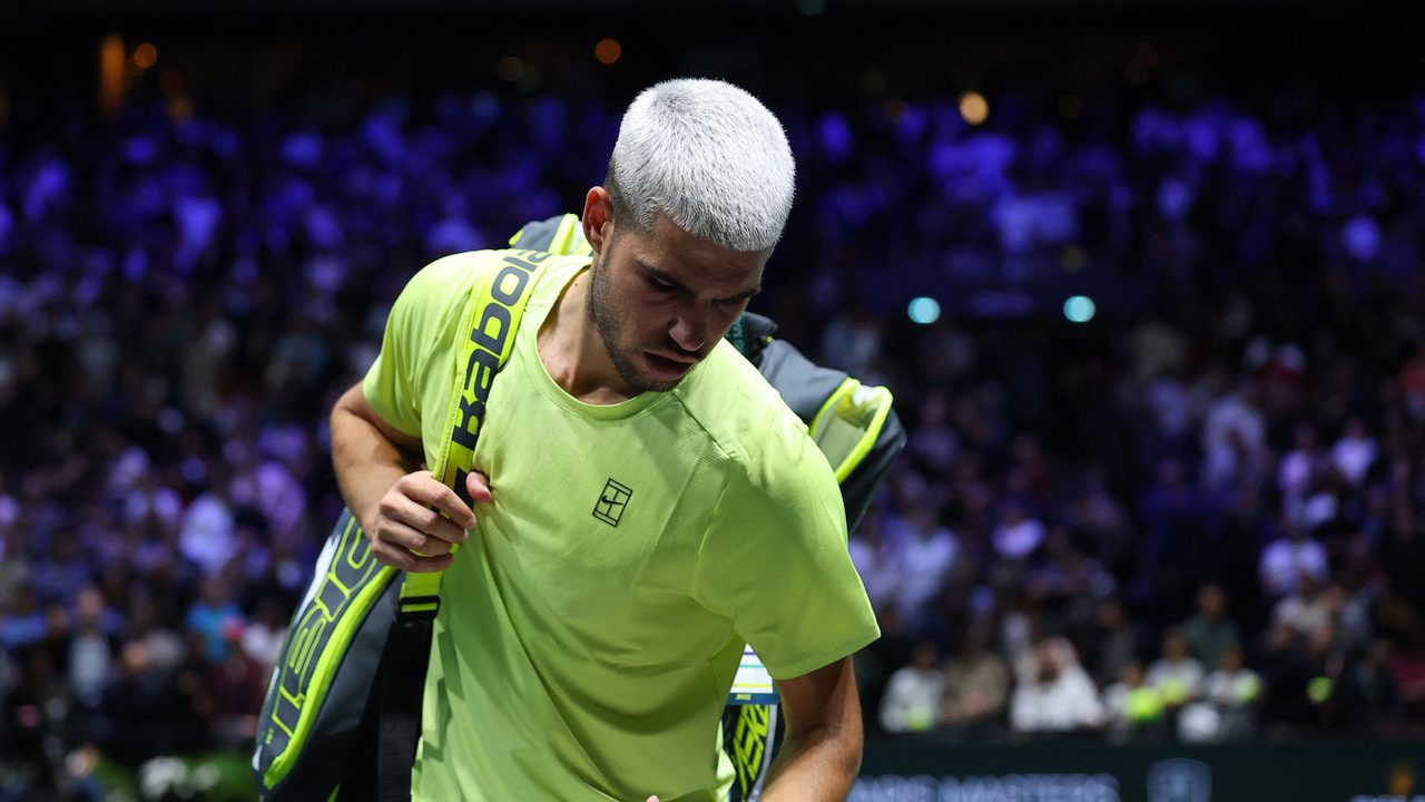 Un legendario entrenador de tenis le otorga un voto de confianza a Alcaraz en los torneos indoor: «Ganará más de diez…»