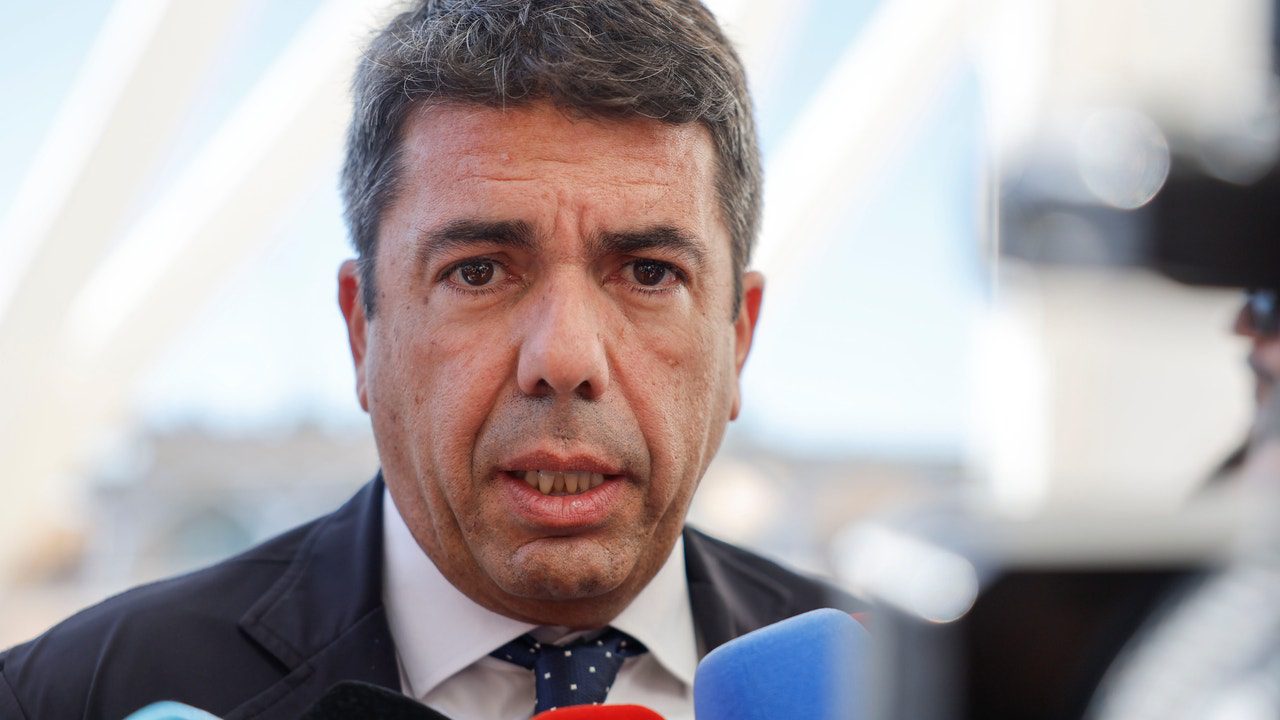 Carlos Mazón pone punto y final tras su huida hacia adelante rodeado por las críticas a su gestión de la DANA