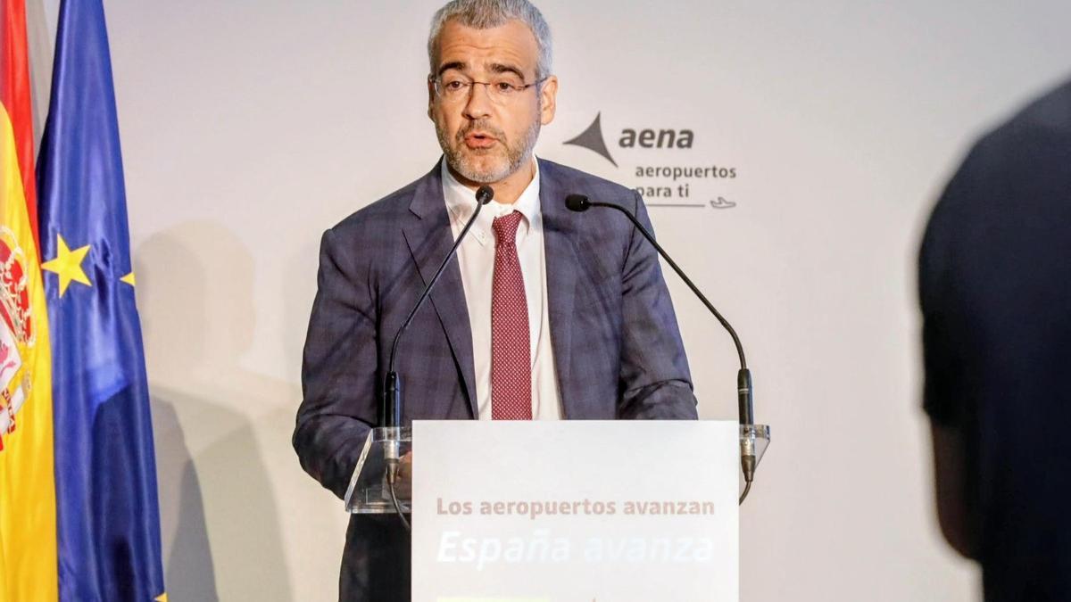 Aena sufre en el Ibex 35 tras la enmienda del PP que busca congelar las tasas aeroportuarias
