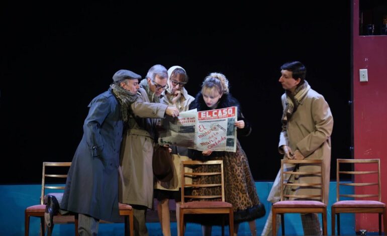 Representación de la obra «La dama duende» en el teatro Jovellanos de Gijón