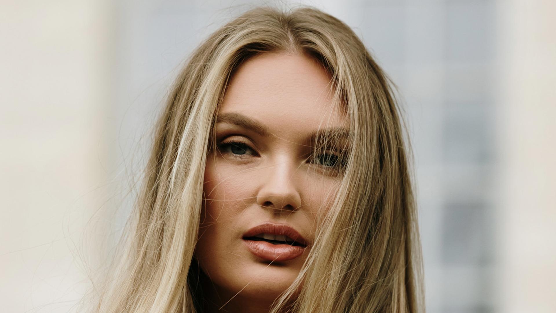 Este es el champú que necesitas para recuperar el volumen y frescor en tu pelo