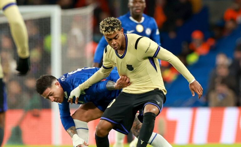 Araújo ‘abandona’ y el Chelsea destruye al Barça