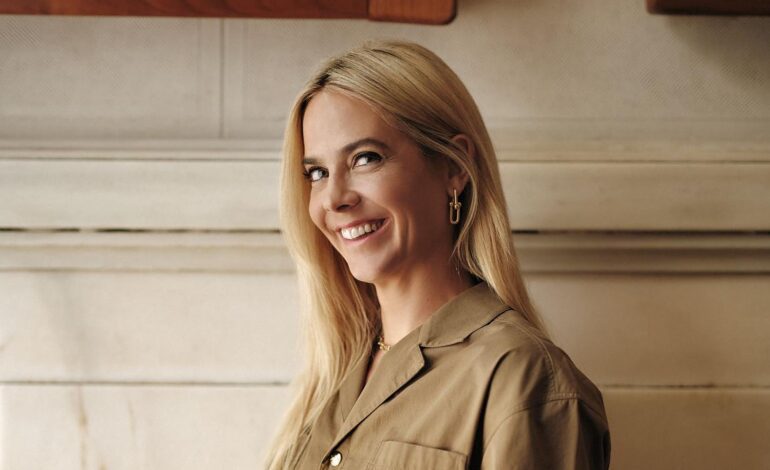 Jenna Courtin-Clarins nos desvela qué piensa sobre la prevención del envejecimiento y la presión estética