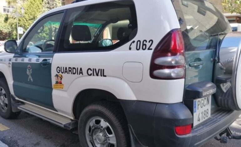 La Guardia Civil detiene a un hombre por el asesinato de su expareja en Rincón de la Victoria (Málaga)