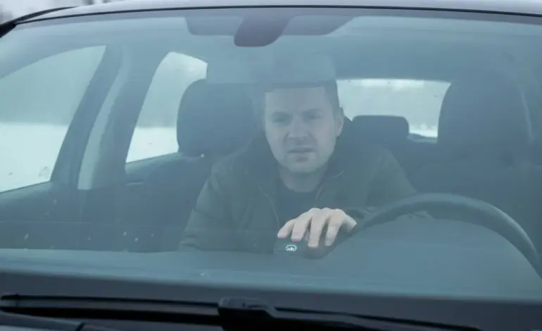 Los consejos del RACE para desempañar los cristales de coche cuanto antes este invierno