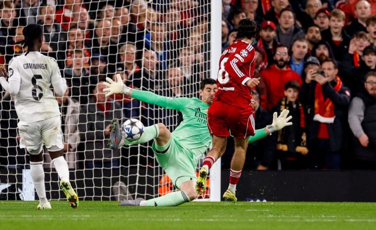 Cátedra de Courtois en Liverpool que no puede evitar la derrota del Real Madrid