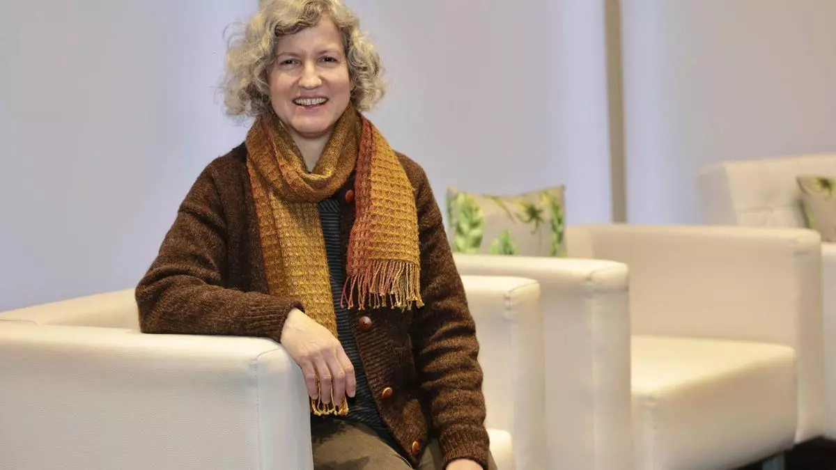 VIDEO: Artesana textil Paz Mesa, "rompe techos" del mes de diciembre