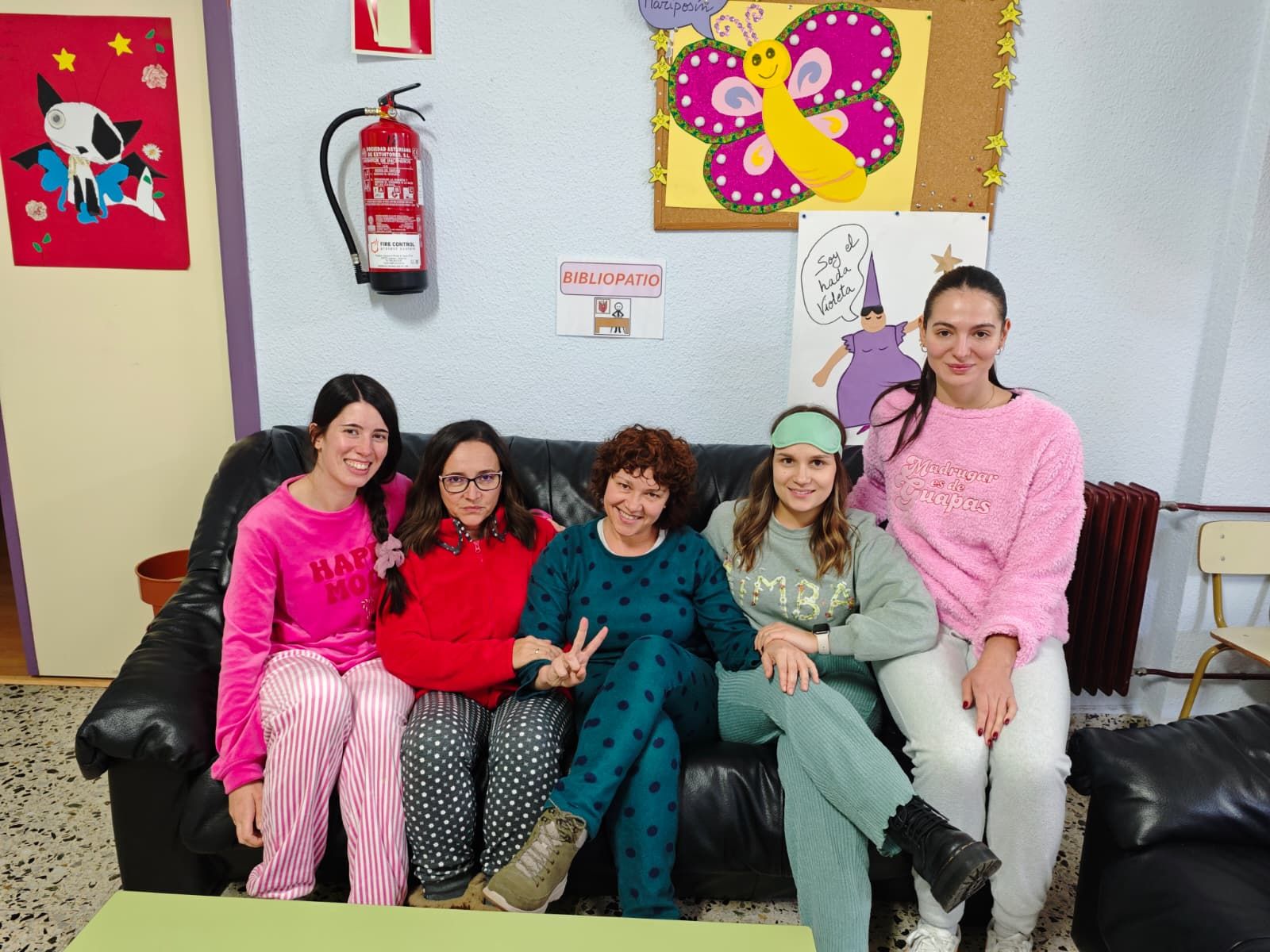 Los alumnos del colegio El Bosquín van al colegio en pijama