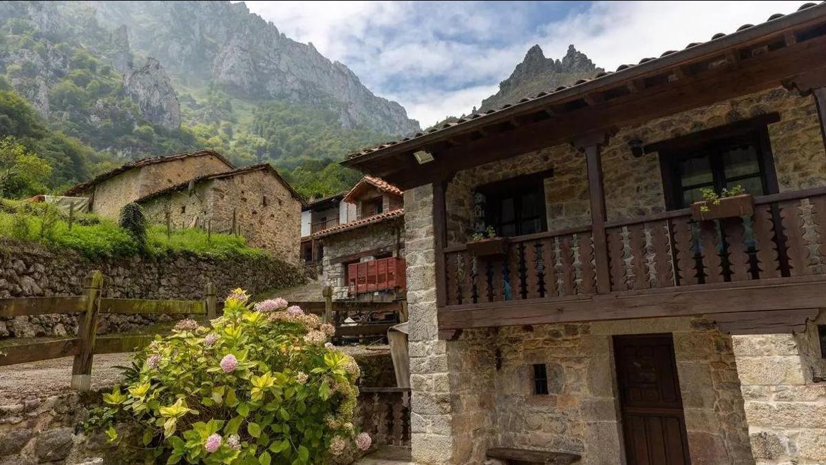 la tarifa obligatoria por ofertar televisión contra la que se «revuelven» los empresarios hoteleros de Asturias