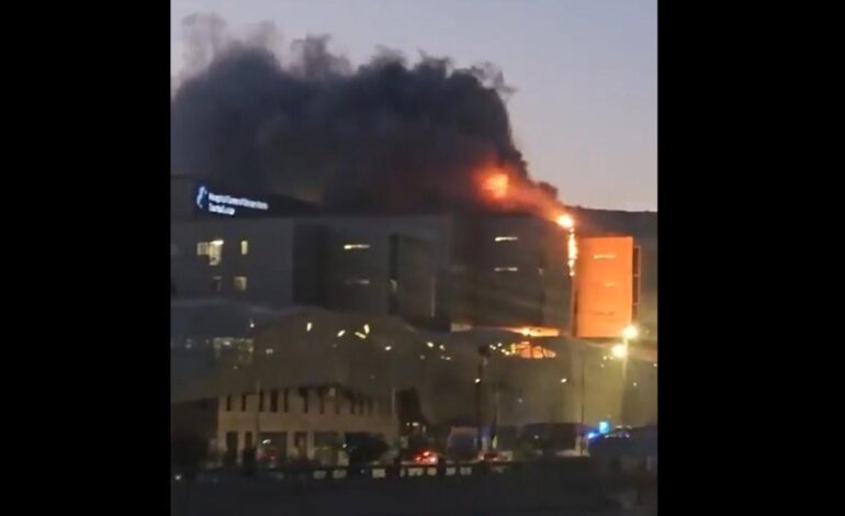INCENDIO HOSPITAL CARTAGENA | Un grave incendio en el hospital de Santa Lucía de Cartagena obliga evacuar a pacientes y trabajadores
