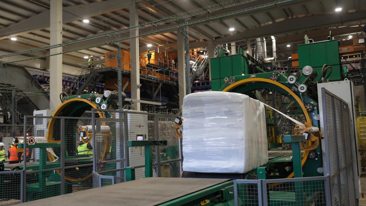 plantilla, explotación directa o por una empresa…