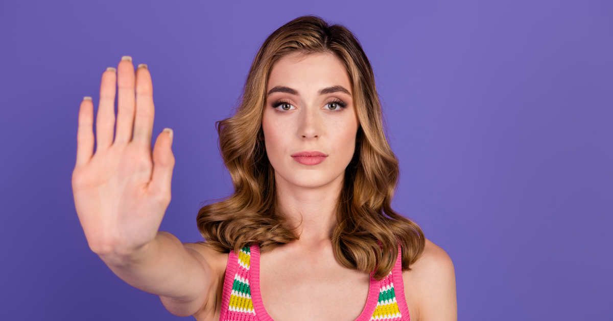 8 formas de decir que no y establecer límites saludables sin parecer antipático, según los expertos
