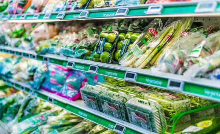 El IPC se modera una décima en noviembre, hasta el 3%, pero la inflación subyacente escala al 2,6%