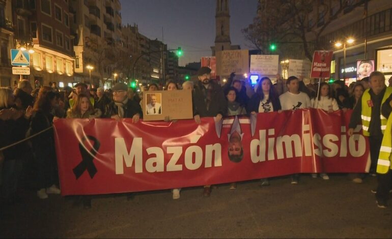 las víctimas de la DANA sacan pecho de la dimisión de Mazón al que quieren ver en la cárcel