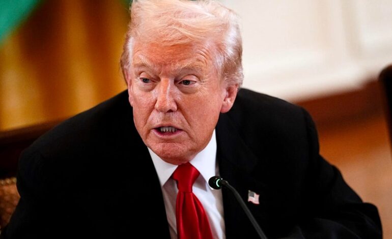 Trump demanda a California por sus nuevos mapas electorales alegando que hay un sesgo a favor de los latinos