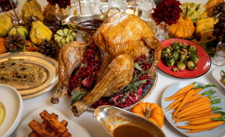 Los chefs de la Embajada de Estados Unidos comparten la receta tradicional del pavo de ‘Thanksgiving’