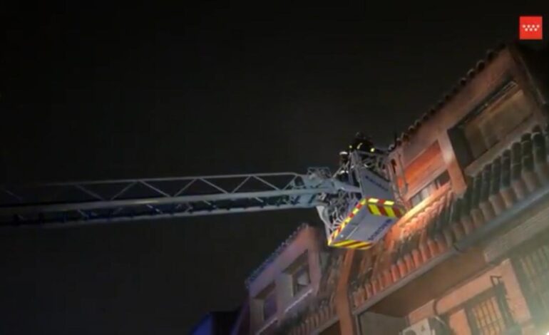 INCENDIO LAS ROZAS MADRID | Muere un hombre en el incendio de su casa en Madrid