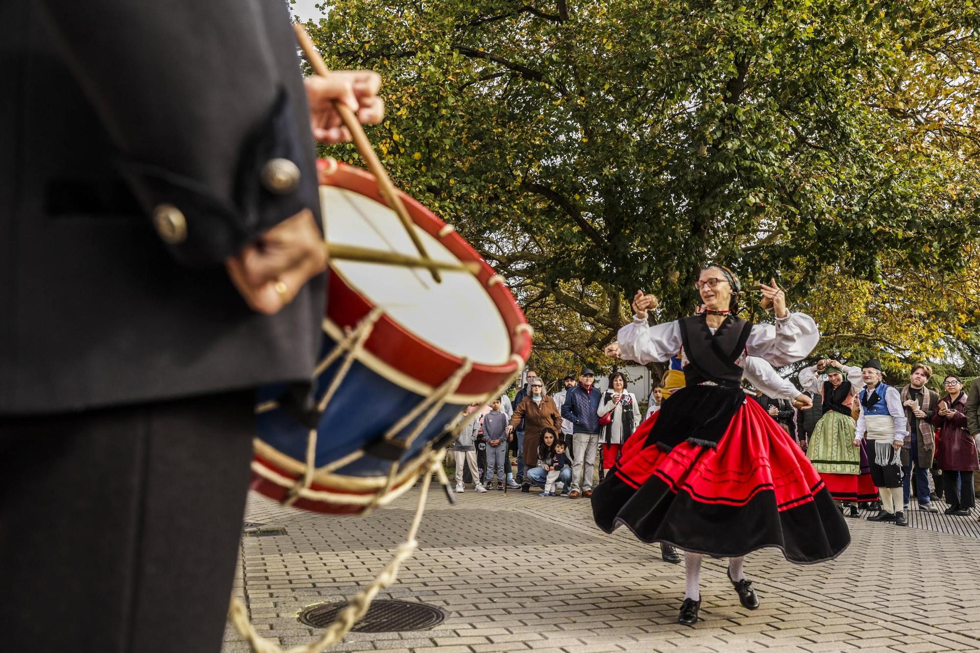 Santullano, en Oviedo, prepara castañas asadas por 450