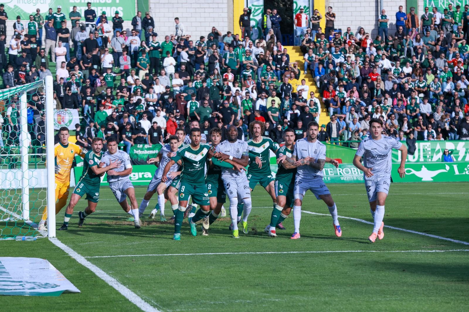 EN FOTOS: Las mejores fotografías de la victoria de Avilés sobre el Cacereño
