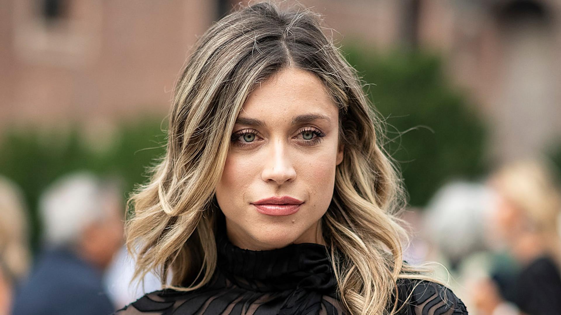 El mejor sérum para decir adiós al encrespamiento es este sérum