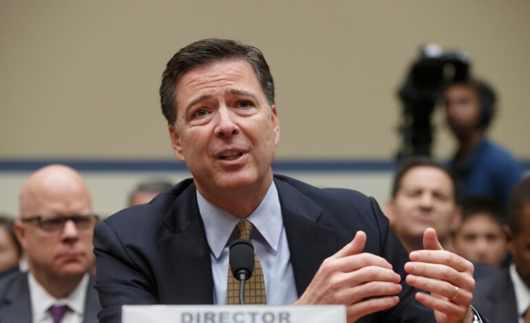 Un tribunal federal desestima la estrategia de Trump contra el exdirector del FBI James Comey