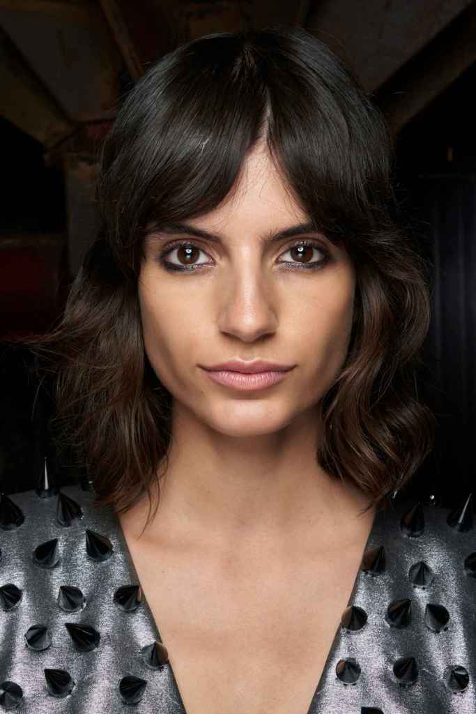 El delineado inverso es una forma de hacer resaltar nuestros ojos