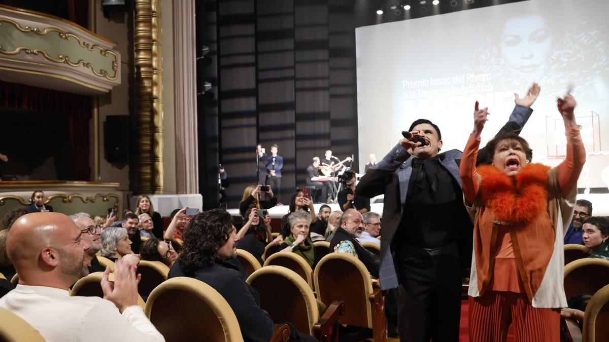 FICX GIJÓN 2025 | Massiel y Rodrigo Cuevas desatan la catarsis en la inauguración del Festival de Cine de Gijón: así fue la gala de inauguración del FICX