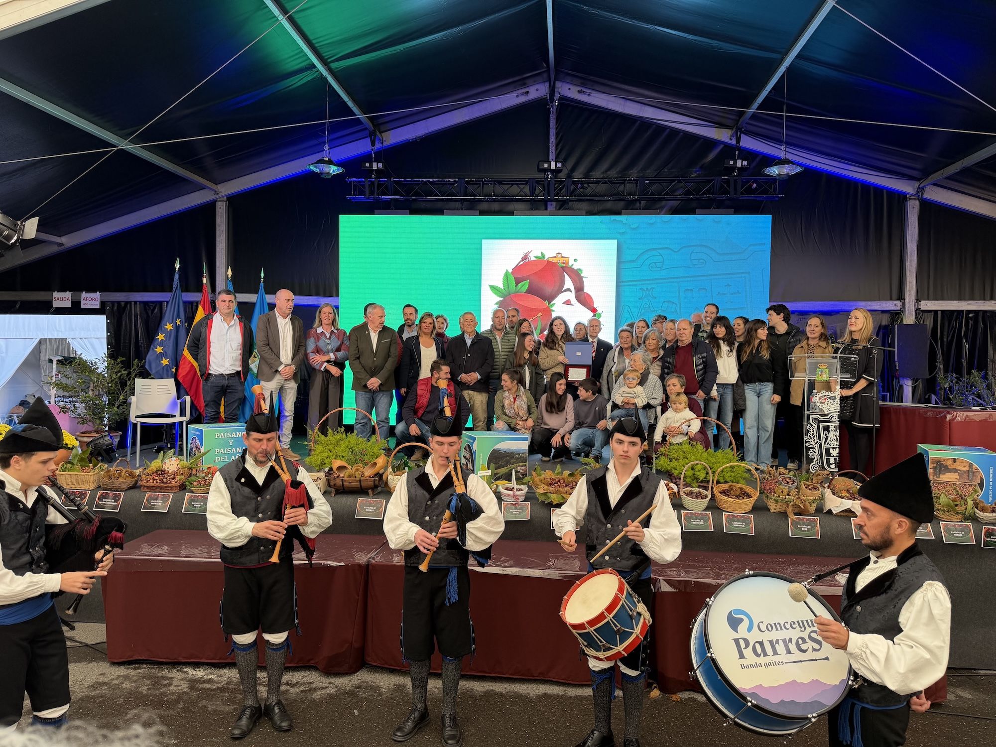 Concurso de castañas y productos de la huerta en Arriondas