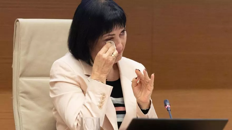 Toñi García pide a PP y Vox aplaudir en la comisión por la dana: