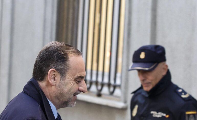 no menos de 10 años de prisión inmediata y más causas pendientes