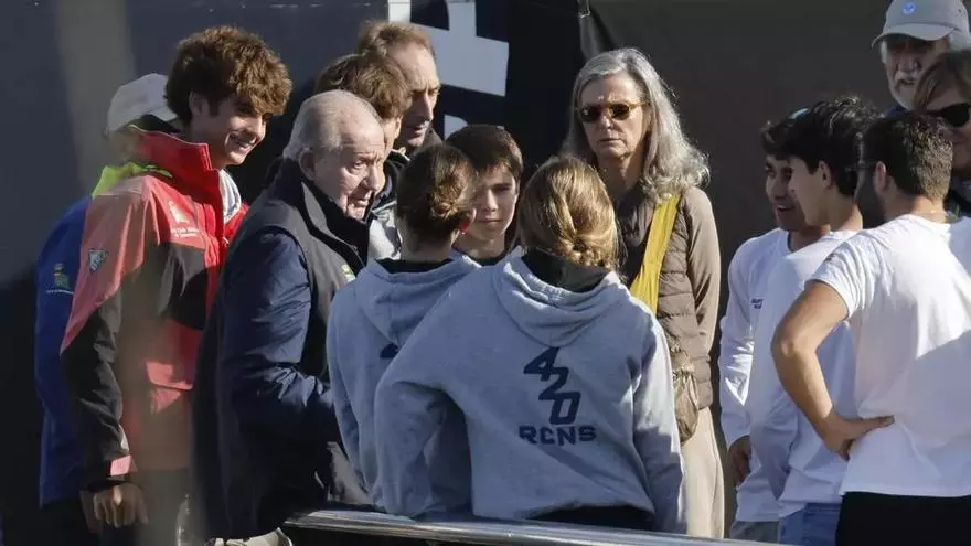 El rey emérito Juan Carlos I no podrá competir en Sanxenxo: el 'Bribón' se queda "varado" en Gijon