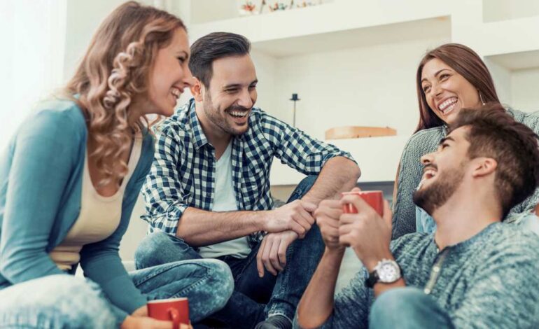 necesitamos a los otros para gozar de una existencia plena, pero el primer paso para abrirnos no consiste en hablar»