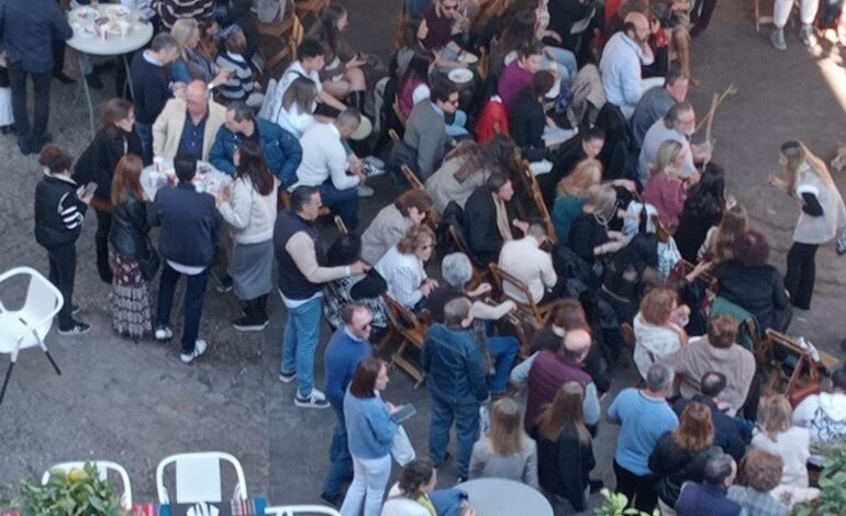 Vecinos de Jerez de la Frontera piden medidas para afrontar la masificación de las zambombas