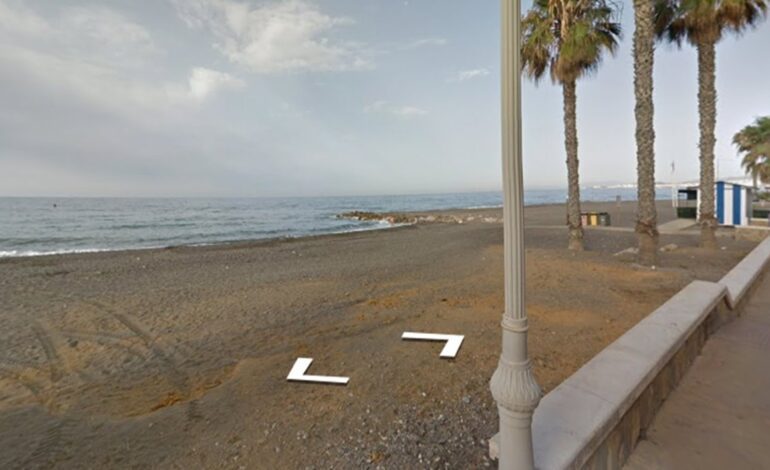 Hallan el cuerpo sin vida de una persona en una playa de Algarrobo (Málaga)