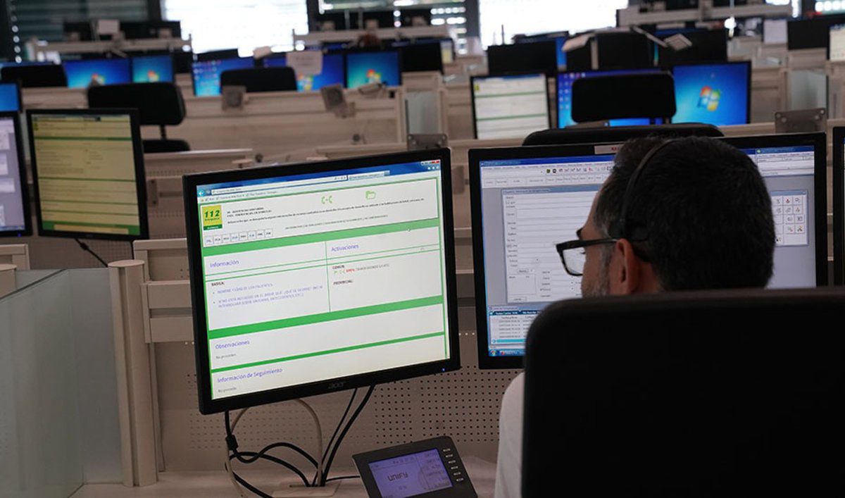 Apuñalado en el hombro un niño de 12 años por otro menor en el instituto de Albuñol (Granada)