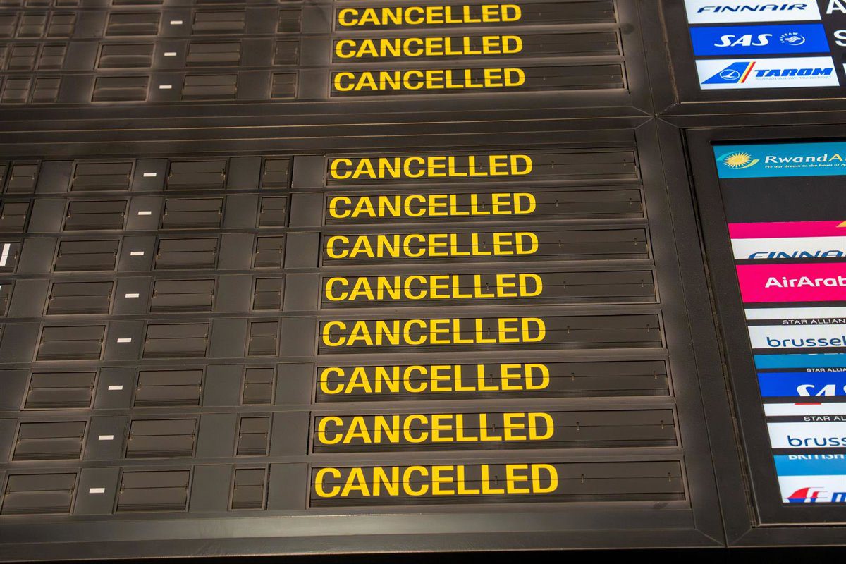 Bélgica cierra su espacio aéreo por la presencia de drones en el aeropuerto de Bruselas