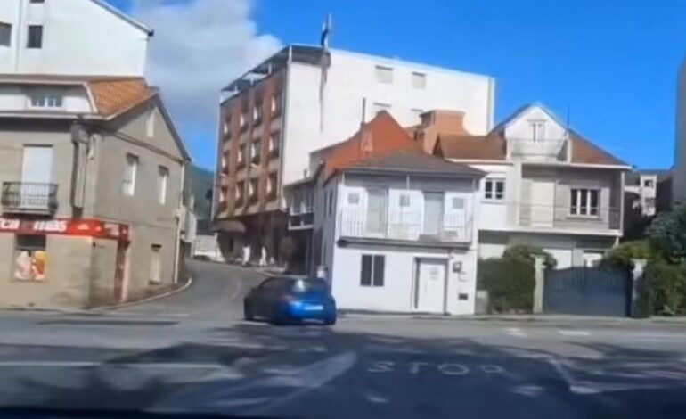 Un conductor reincidente se da a la fuga en Poio (Pontevedra) tras una persecución policial