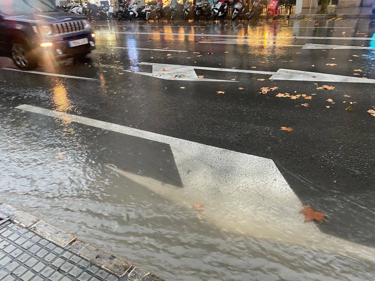 Baleares registra una treintena de incidentes por las lluvias, la mayoría en Mallorca