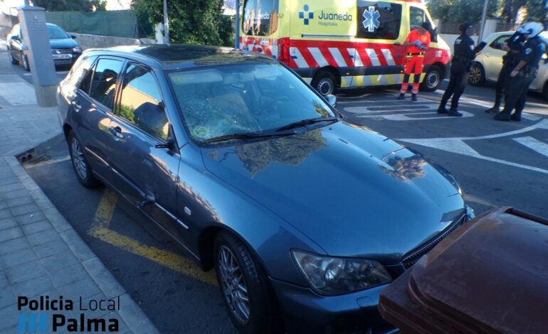 Un conductor que atropelló a una mujer en un paso de peatones en Palma alega que el sol lo deslumbró