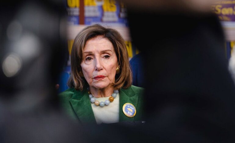 Trump insiste en sus ataques a la «vieja Pelosi» tras la jubilación de la líder demócrata