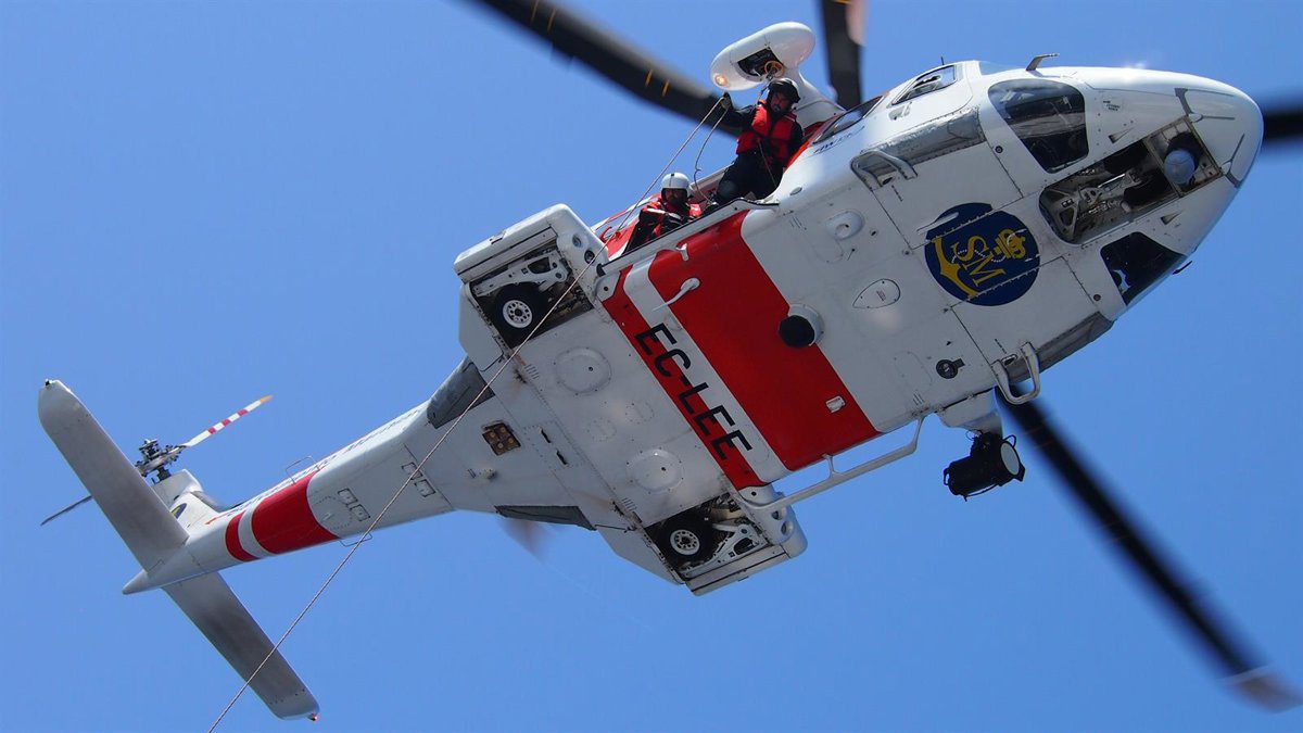 Fallece un pescador en A Coruña tras caer al mar desde una zona rocosa