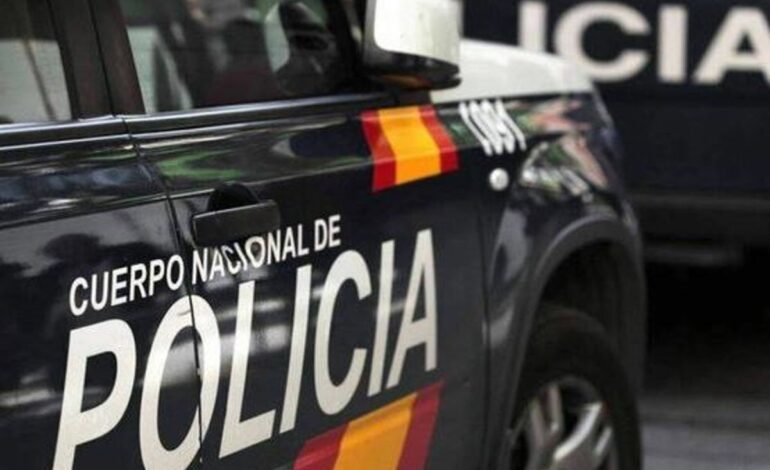 Detenida en Alicante una madre acusada de causar lesiones en los ojos a su hijo con un líquido irritante