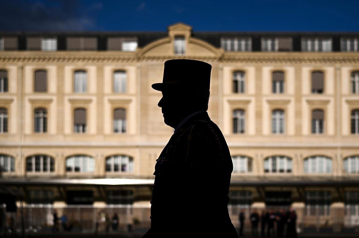 Imputadas cuatro personas por interrumpir con bengalas el concierto en París de la Filarmónica de Israel