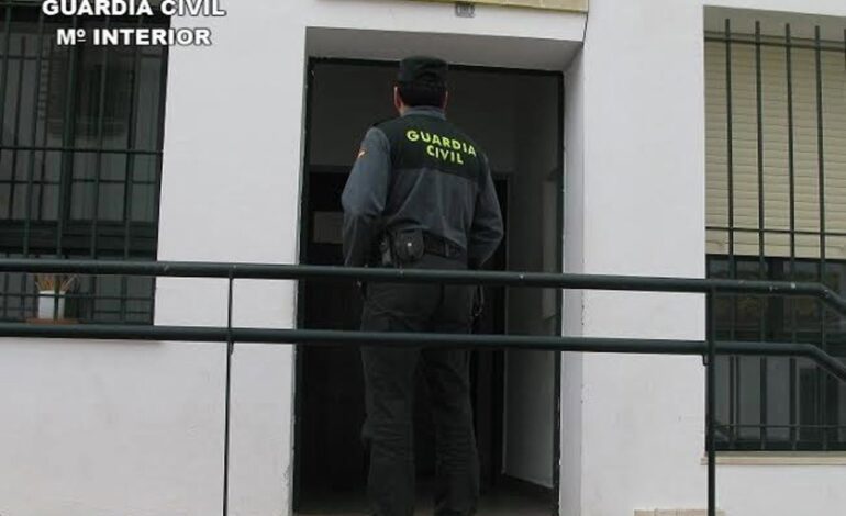 Tres detenidos por su presunta implicación en una agresión sexual grupal a una mujer en Cartaya (Huelva)