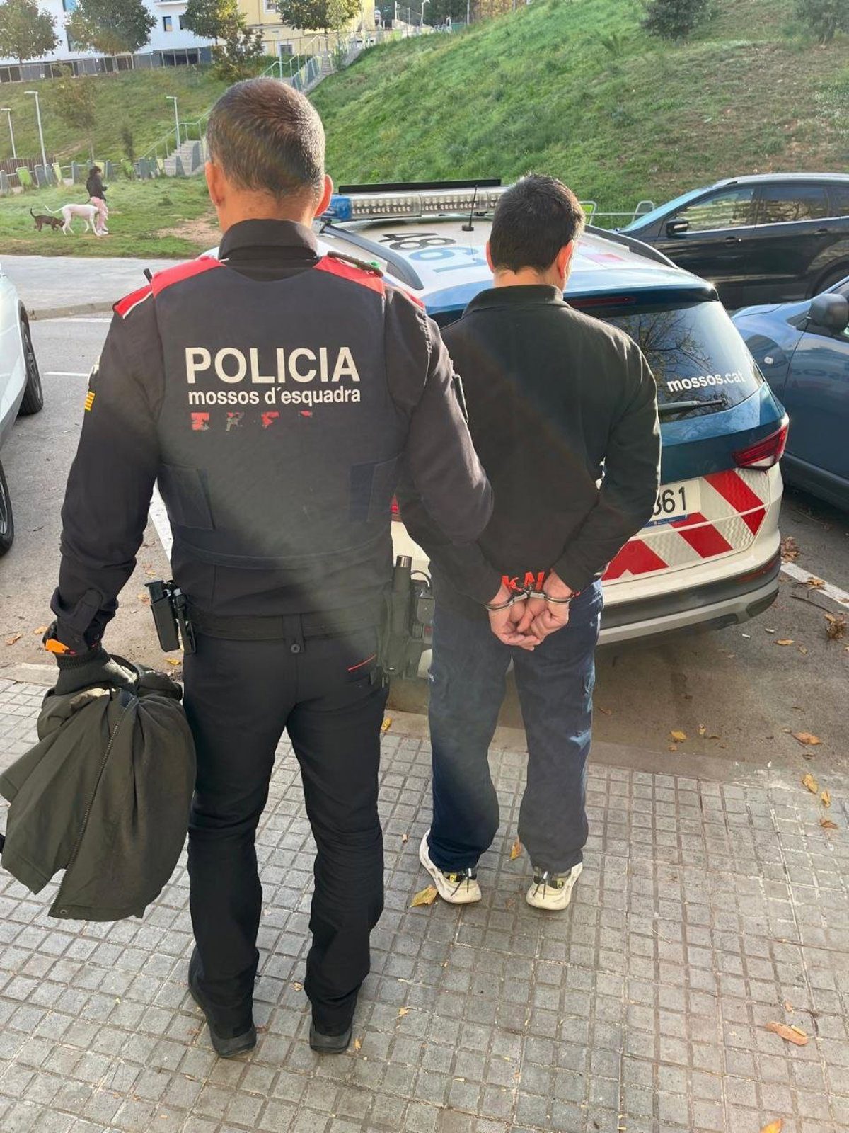 16 detenidos en Catalunya y 3 en Sevilla en el operativo contra una red de estafas financieras