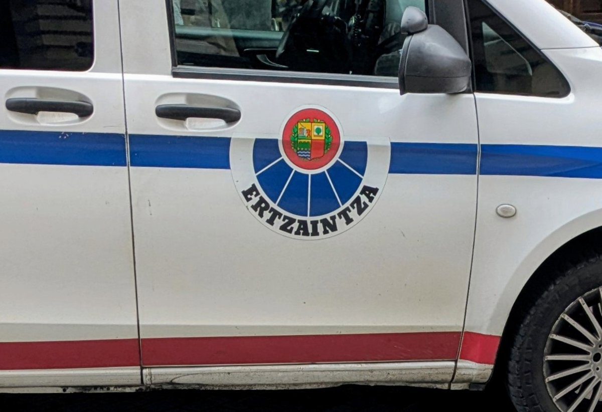 Detenido en Bilbao tras intentar robar una cadena de oro a una mujer de 71 años